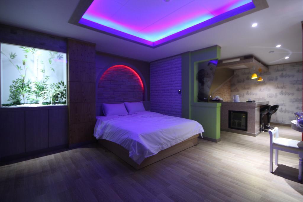Pohang Wow Motel Kamer foto